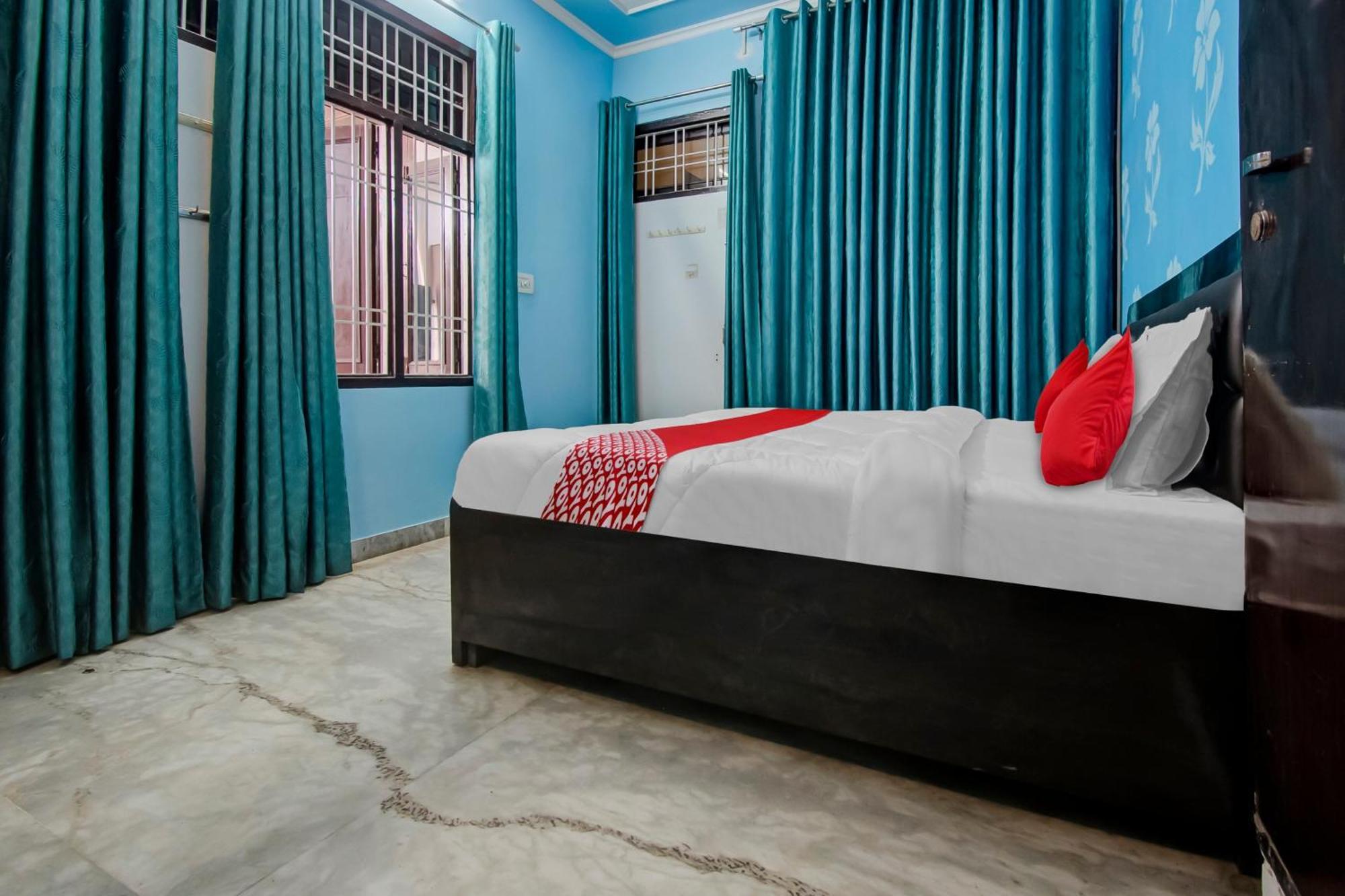 Oyo Flagship 81130 Vanya Guest House Jaipur Ngoại thất bức ảnh