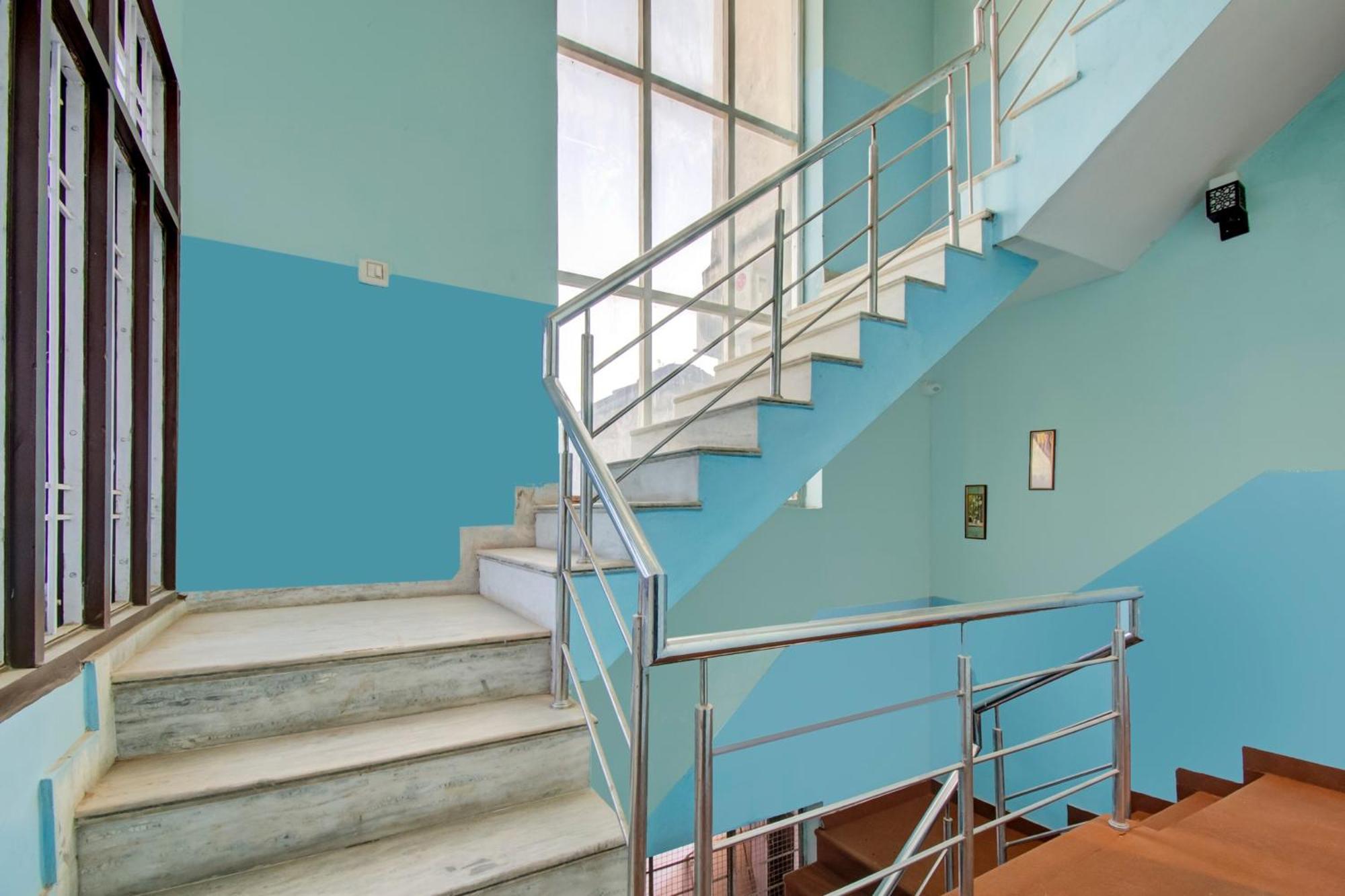 Oyo Flagship 81130 Vanya Guest House Jaipur Ngoại thất bức ảnh