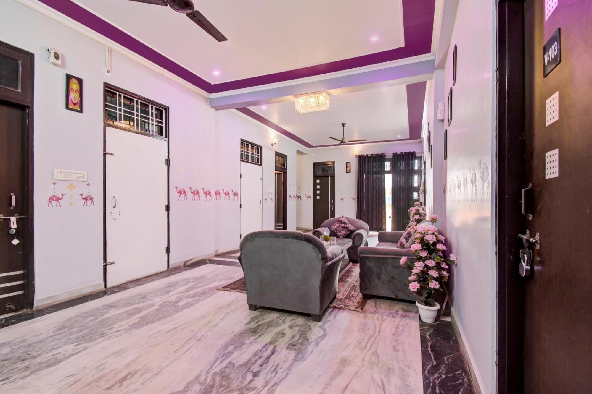Oyo Flagship 81130 Vanya Guest House Jaipur Ngoại thất bức ảnh